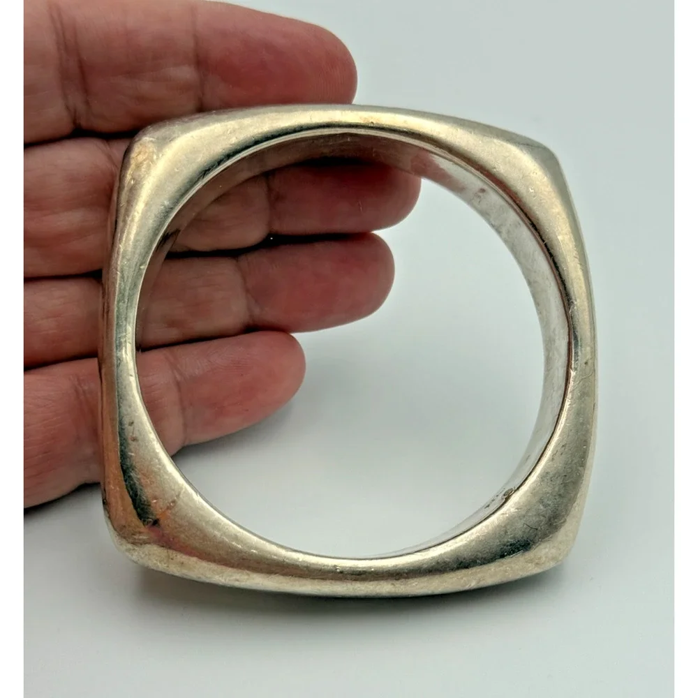 Bat-Ami Israel 925 Sterling Silver Square Cushion Puffed Bangle Bracelet Bold